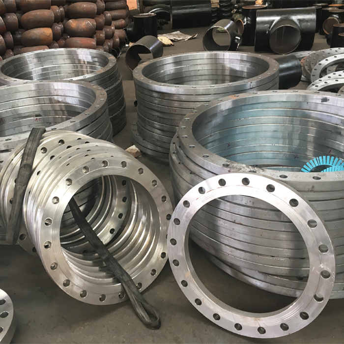 Socket flange