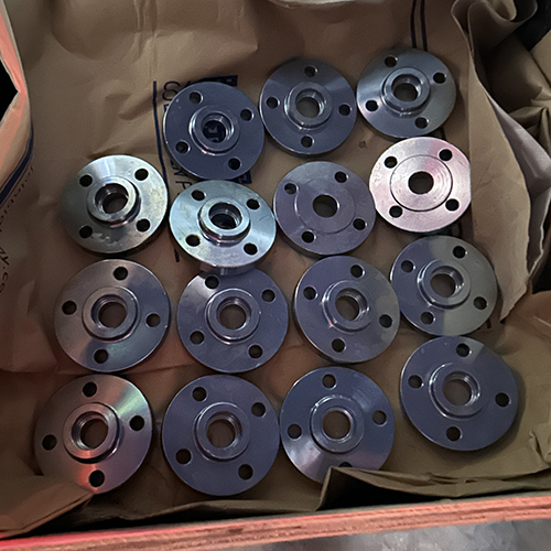 Socket flange