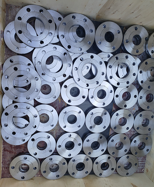 Flush welded flange