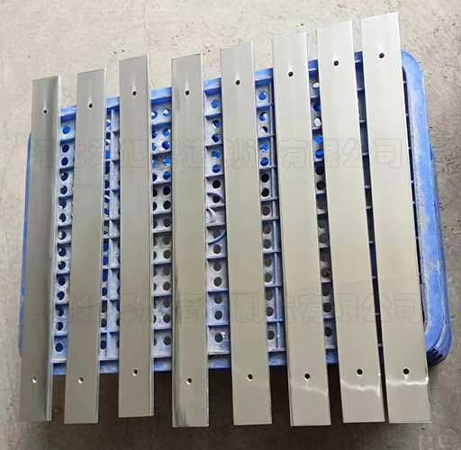 Aluminium target plate