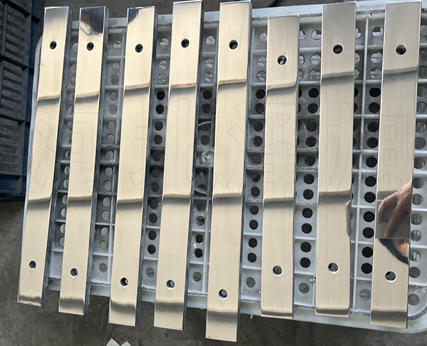 Aluminium target plate