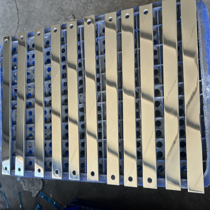 Aluminium target plate